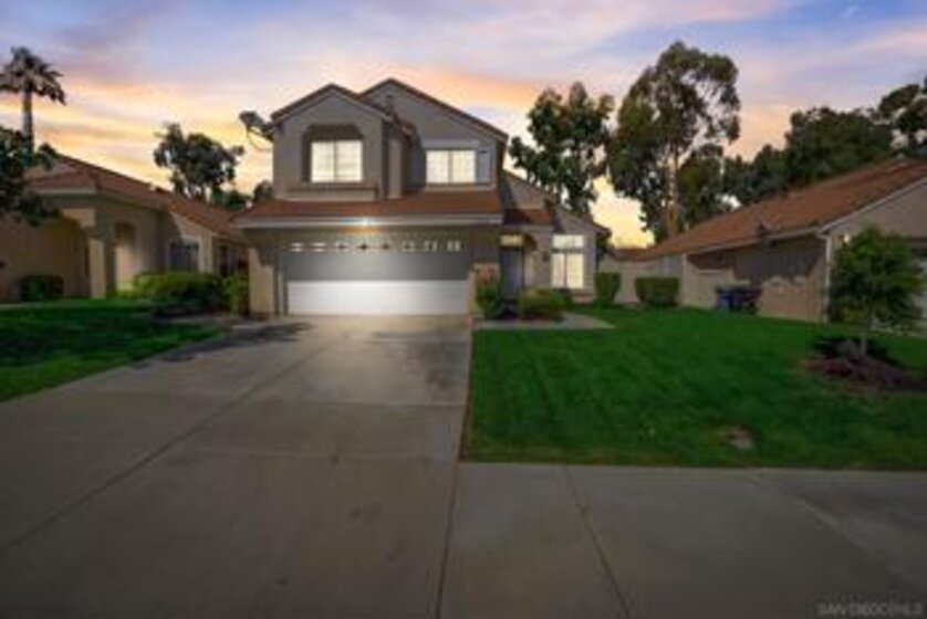 32012 Calle Espinosa Photo